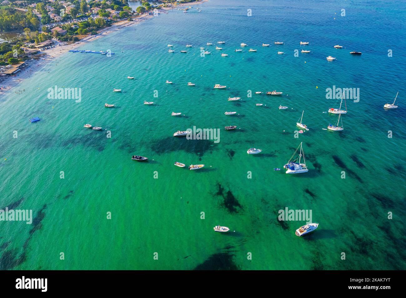 France, Corse-du-Sud (2A) vue aérienne de la plage de San Ciprianu Banque D'Images