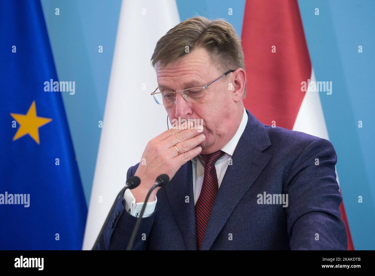 Premier ministre de Lettonie Maris Kucinskis lors de la conférence de presse à la Chancellerie du Premier ministre à Varsovie, Pologne, le 26 janvier 2017 (photo de Mateusz Wlodarczyk/NurPhoto) *** Veuillez utiliser le crédit du champ de crédit *** Banque D'Images
