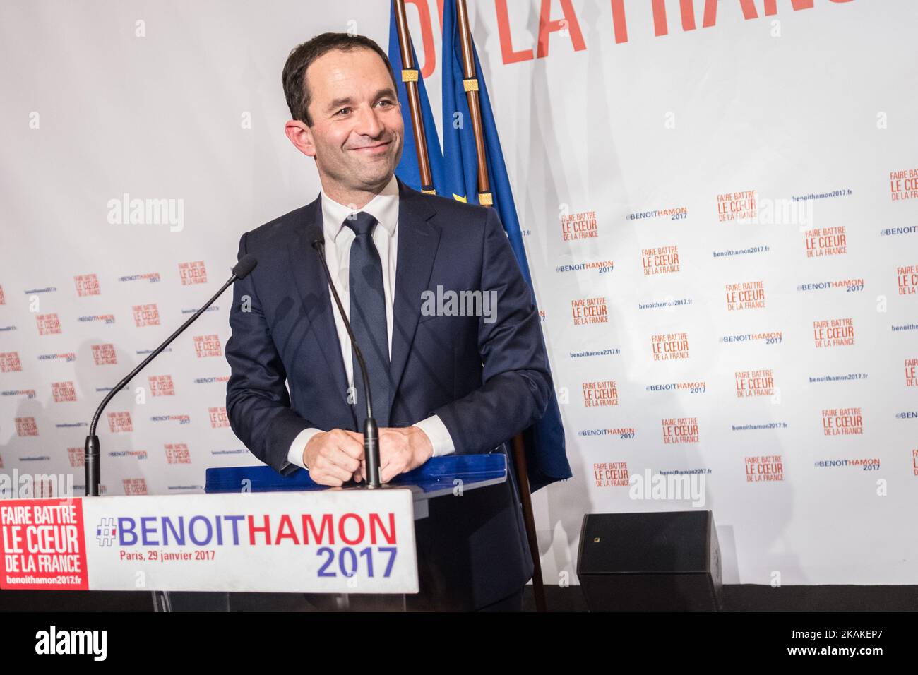 Benoit Hamon, vainqueur des primaires de gauche avant les élections présidentielles de 2017 en France, lors d'un discours à la suite des résultats du second tour de la primaire sur 29 janvier 2017 à Paris, en France. Benoit Hamon est le candidat du Parti socialiste aux élections présidentielles de 2017. (Photo de Julien Mattia/NurPhoto) *** Veuillez utiliser le crédit du champ de crédit *** Banque D'Images