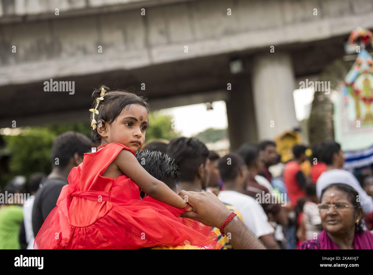 Le dévot hindou malaisien participe au festival de Thaipusam dans les grottes de Batu, en Malaisie, sur 04 février 2017. Le Thaipusam est célébré par les dévotés du dieu hindou Murugan et est un festival important de la communauté tamoule dans des pays comme l'Inde, le Sri Lanka, l'Indonésie, la Thaïlande, la Malaisie, Et Singapour, au cours de laquelle les dévotés se percent avec des pointes et prennent part à de longues processions. (Photo de Chris Jung/NurPhoto) *** Veuillez utiliser le crédit du champ de crédit *** Banque D'Images