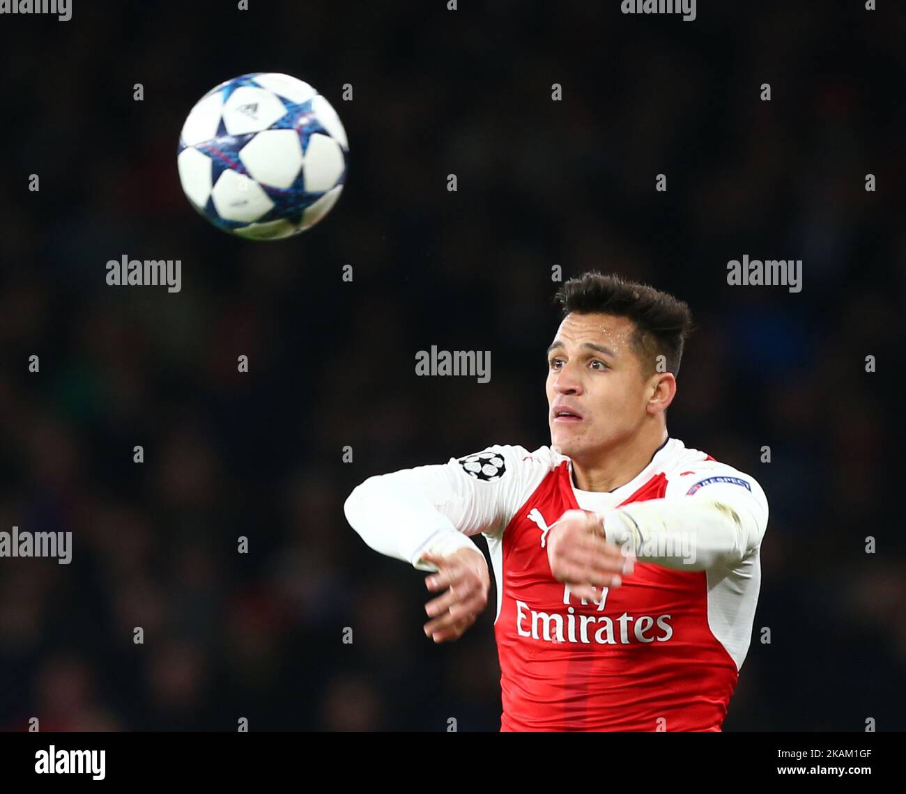 Alexis Sánchez d'Arsenal lors de la Ligue des champions de l'UEFA - Round 16 - 2nd Leg Match entre Arsenal et Bayern Munich aux Emirats , Londres 07 Mar 2017 (photo de Kieran Galvin/NurPhoto) *** Veuillez utiliser le crédit du champ de crédit *** Banque D'Images