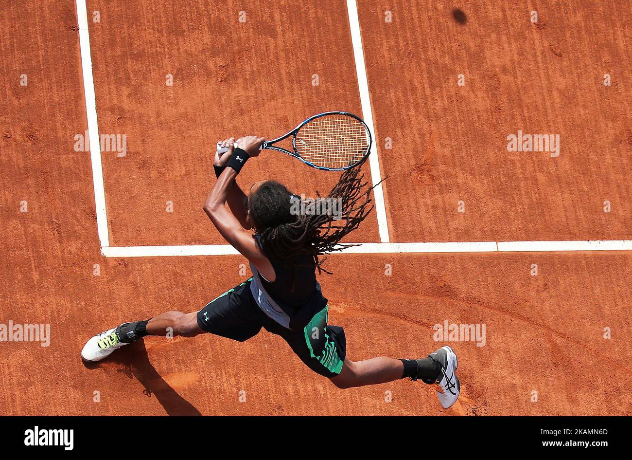 Dustin Brown pendant le match contre Bernard Tomic correspondant à l'Open de Barcelone Banc Sabadell, sur 25 avril 2017. (Photo par Urbanandsport/NurPhoto) *** Veuillez utiliser le crédit du champ de crédit *** Banque D'Images
