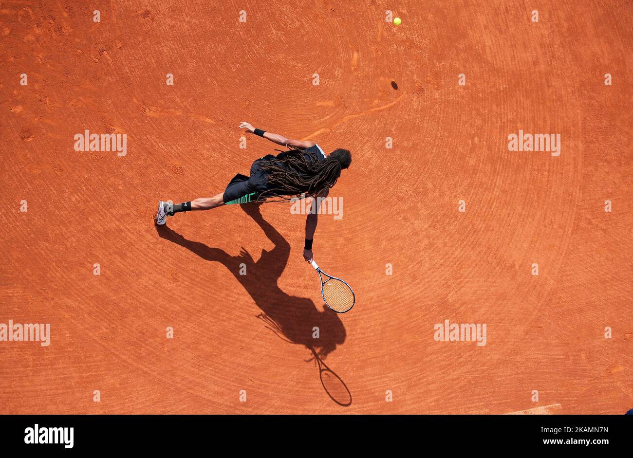 Dustin Brown pendant le match contre Bernard Tomic correspondant à l'Open de Barcelone Banc Sabadell, sur 25 avril 2017. (Photo par Urbanandsport/NurPhoto) *** Veuillez utiliser le crédit du champ de crédit *** Banque D'Images