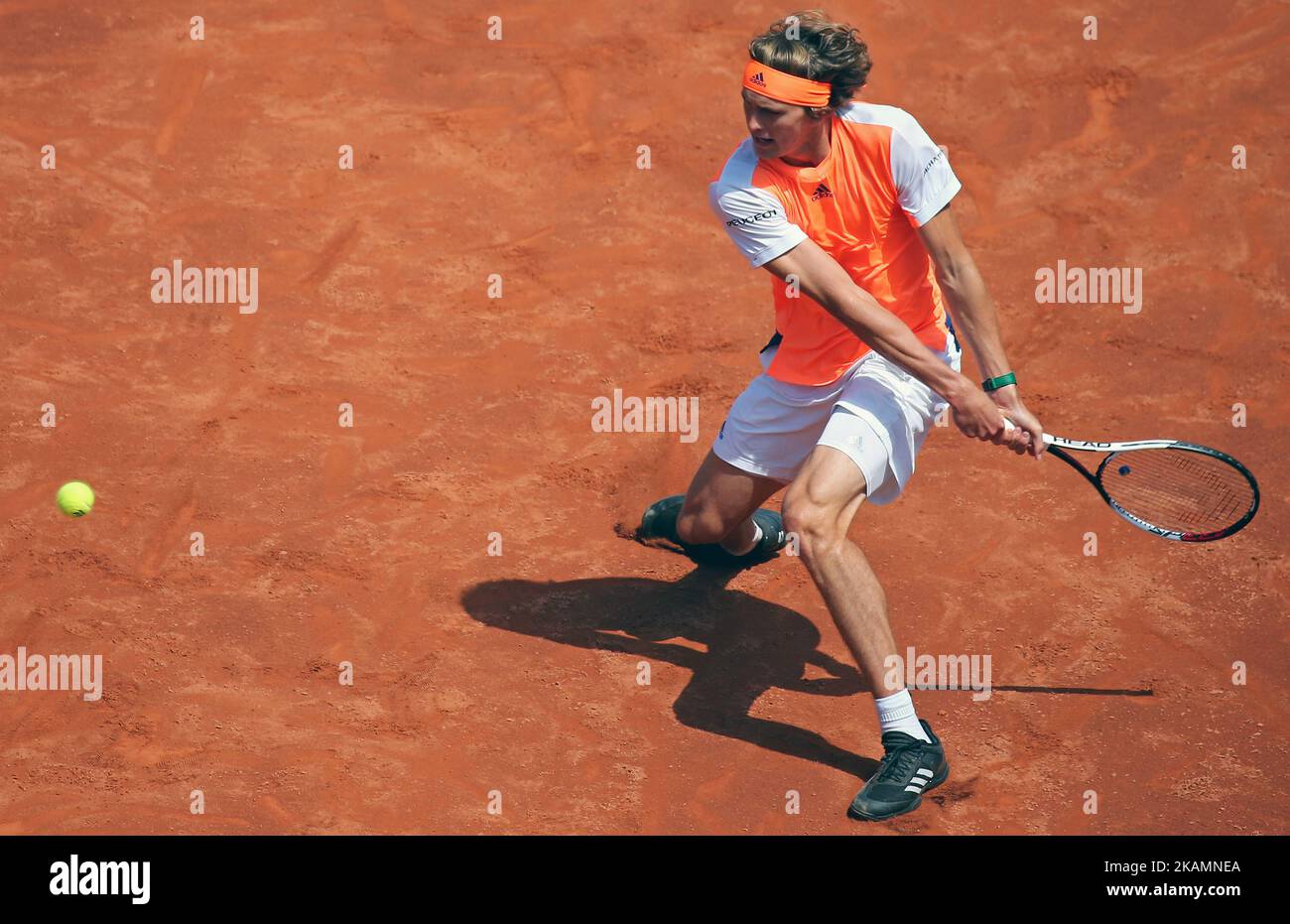 Alexandre Zverev pendant le match contre Nicolas Almagro correspondant à l'Open de Barcelone Banc Sabadell, sur 25 avril 2017. (Photo par Urbanandsport/NurPhoto) *** Veuillez utiliser le crédit du champ de crédit *** Banque D'Images
