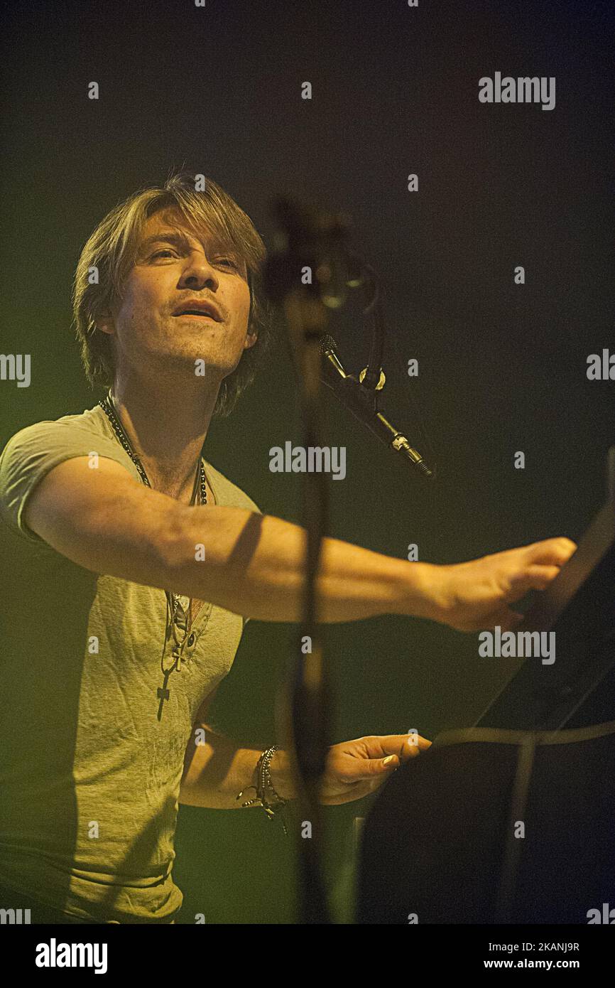 Taylor Hanson, du groupe de pop rock américain Hanson, se produit sur scène à fabrique sur 7 juin 2017 à Milan, en Italie. (Photo de Romano Nunziato/NurPhoto) *** Veuillez utiliser le crédit du champ de crédit *** Banque D'Images