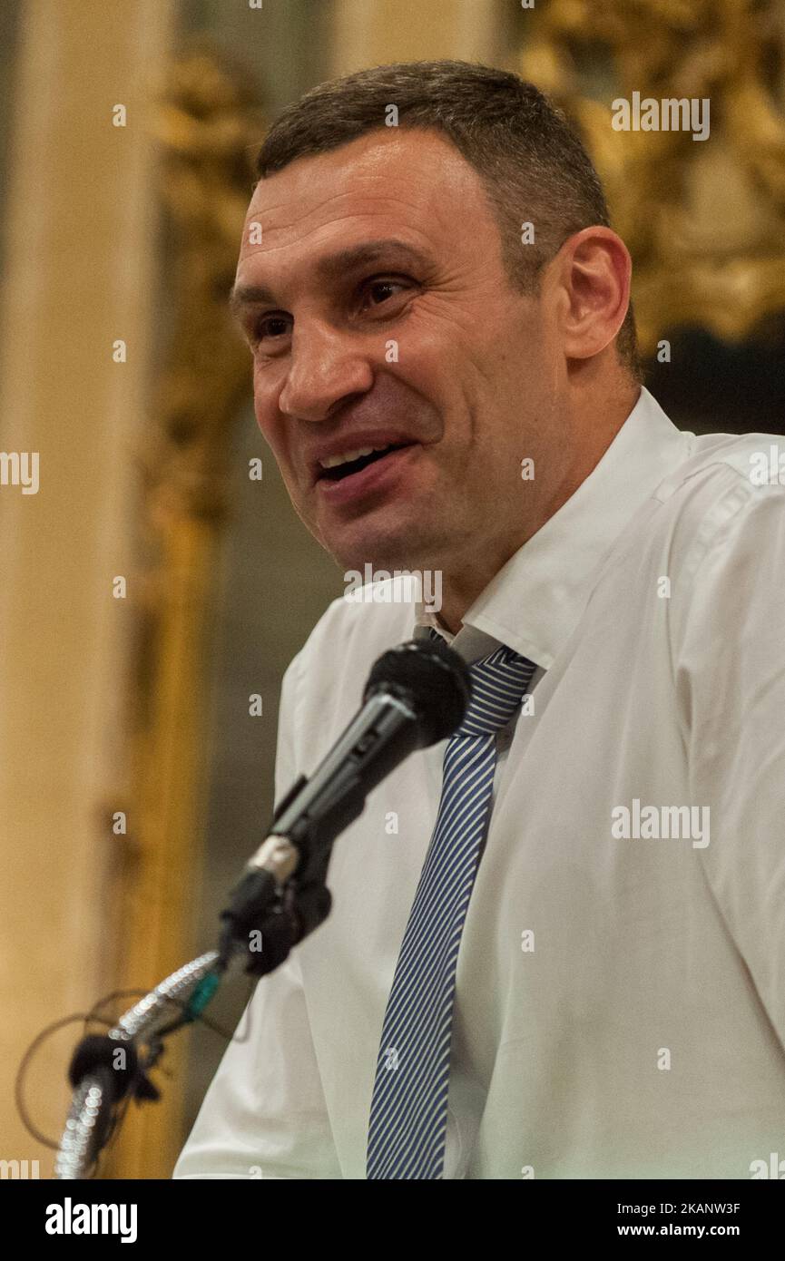 Politicien ukrainien, maire de Kiev, et ancien boxeur professionnel Vitali Klitschko lors de la rencontre avec la communauté ukrainienne à Etobicoke, Toronto, Canada, le 22 juin 2017. (Photo par Anatoliy Cherkasov/NurPhoto) *** Veuillez utiliser le crédit du champ de crédit *** Banque D'Images