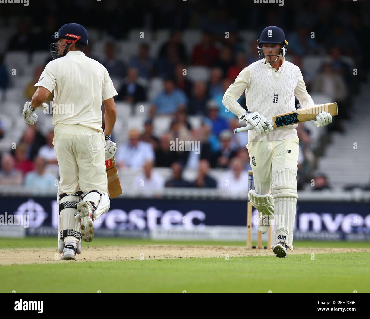 Tom Westley, d'Angleterre, lors du premier match de la série internationale d'essais, entre l'Angleterre et l'Afrique du Sud, au terrain ovale Kia à Londres, au Royaume-Uni, sur 27 juillet 2017. (Photo de Kieran Galvin/NurPhoto) *** Veuillez utiliser le crédit du champ de crédit *** Banque D'Images