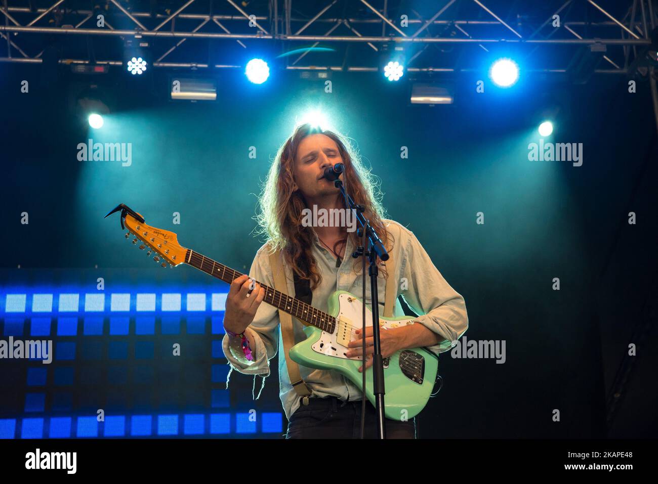 Le groupe de rock pop anglais Banfi se produit au Citadel Festival à Victoria Park, Londres on 16 juillet 2017. Les Banfi sont Joe Banfi, Aaron Graham et Chris McCuaig, un groupe de rock pop de trois pièces basé à Leytonstone, Londres. (Photo d'Alberto Pezzali/NurPhoto) *** Veuillez utiliser le crédit du champ de crédit *** Banque D'Images