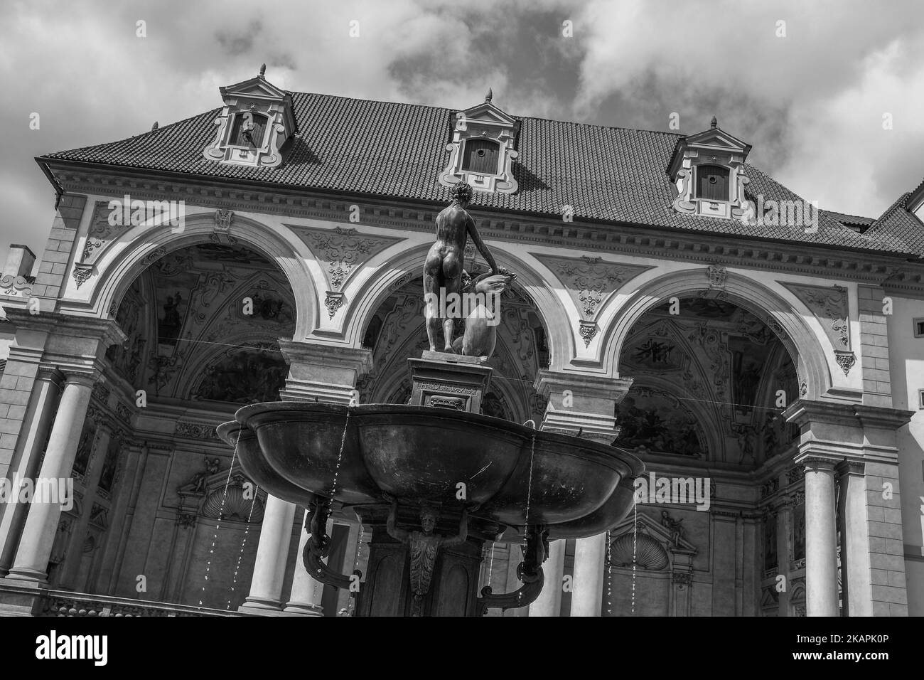 Le palais Wallenstein de Prague abrite le Sénat tchèque. Cependant, votre jardin est ouvert au public. Est l'un des premiers jardins qui ornent la ville. Il a été créé avec le Palais en 1623 dans un style baroque ancien. 14 août 2017 prague, République Tchèque (photo par Oscar Gonzalez/NurPhoto) Banque D'Images