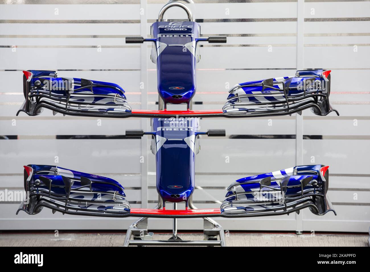 Toro Rosso ailes avant pendant le Grand Prix belge de Formule 1 au circuit de Spa-Francorchamps sur 24 août 2017 à Spa, Belgique. (Photo par Xavier Bonilla/NurPhoto) Banque D'Images