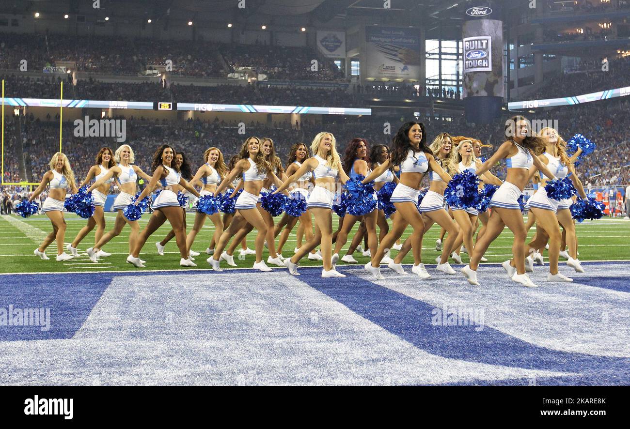 Les meneurs des Lions de Détroit se disputent la première moitié d'un match de football de la NFL contre les Falcons d'Atlanta à Detroit, Michigan, sur 24 septembre 2017. (Photo de Jorge Lemus/NurPhoto) Banque D'Images