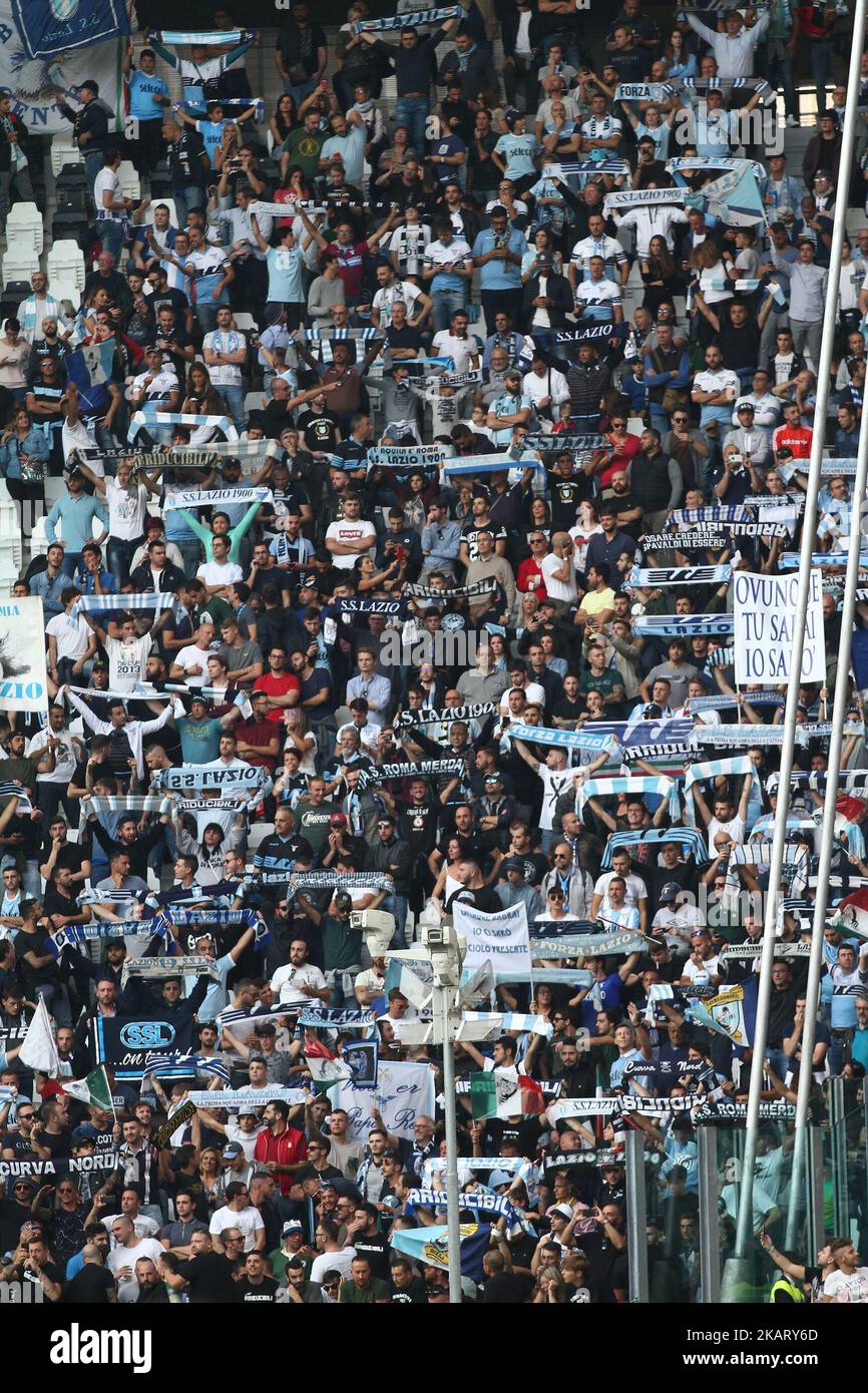 Lazio supporters lors de la série Un match de football n.8 JUVENTUS - LAZIO le 14/10/2017 au stade Allianz de Turin, Italie. (Photo de Matteo Bottanelli/NurPhoto) Banque D'Images Lazio supporters lors de la série Un match de football n.8 JUVENTUS - LAZIO le 14/10/2017 au stade Allianz de Turin, Italie. (Photo de Matteo Bottanelli/NurPhoto) Banque D'Images