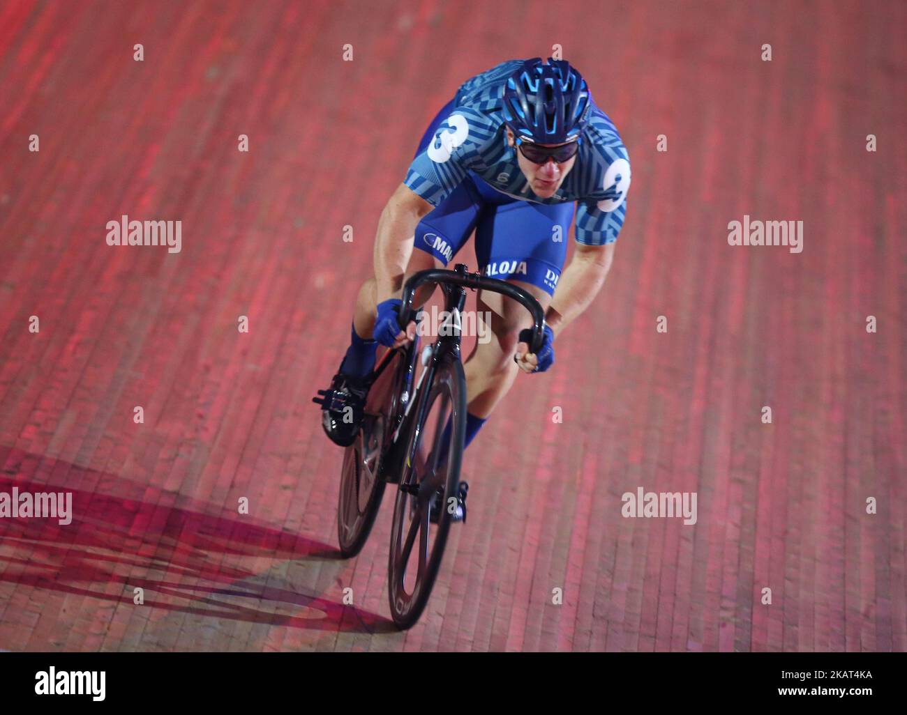 Matthew Rotherham (GBR) concourt à l'épreuve de vol 200m pendant le troisième jour de la course de six jours de Londres au Vélodrome de la vallée de Lee sur 26 octobre 2017 à Londres, en Angleterre. (Photo de Kieran Galvin/NurPhoto) Banque D'Images