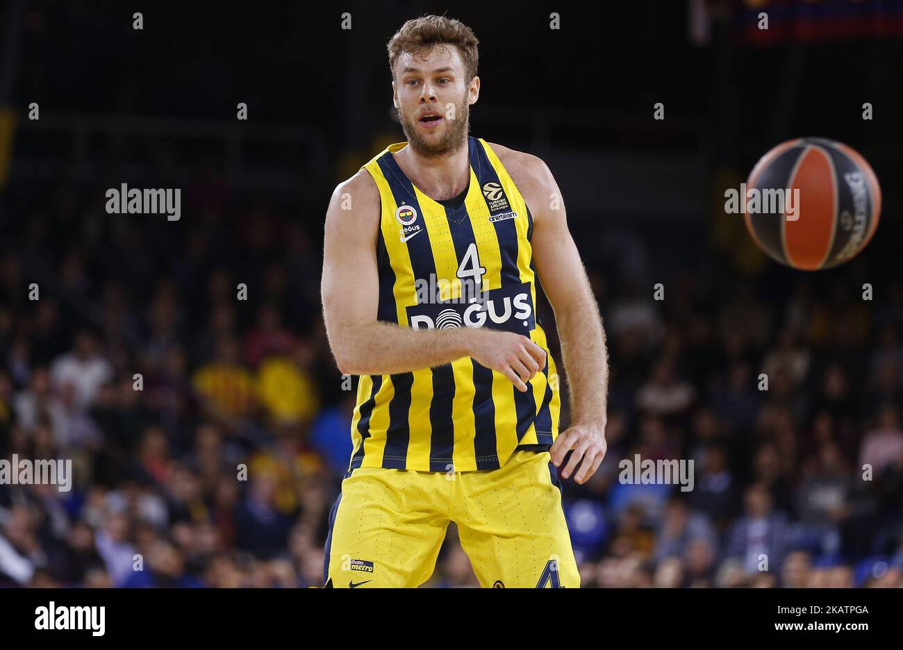Nicolo Melli pendant le match entre le FC Barcelone et Fenerbahce correspondant à la semaine 11 de l'Euroligue de basket, à Barcelone, sur 08 décembre 2017. (Photo par Urbanandsport/NurPhoto) Banque D'Images