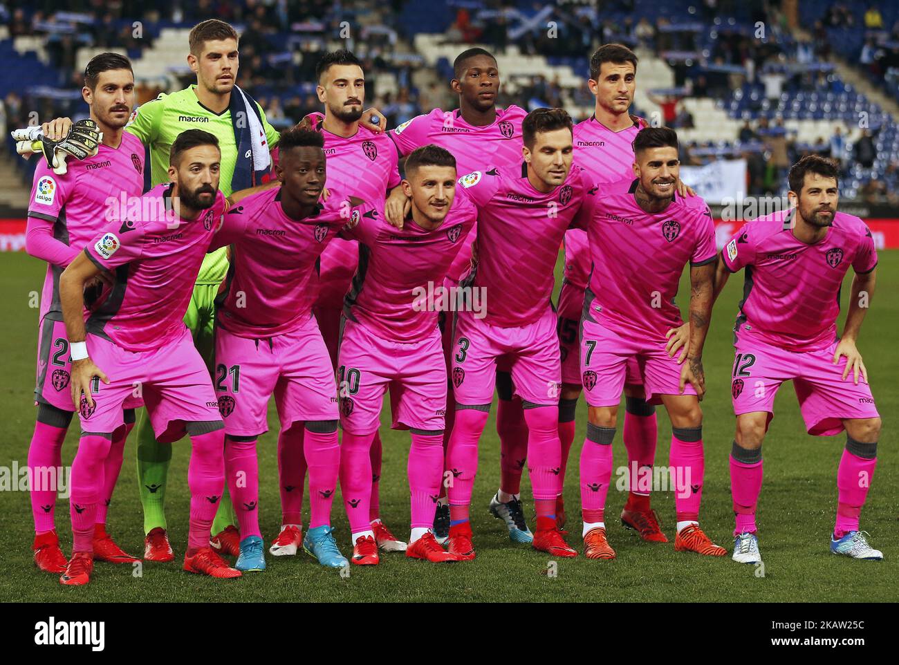 Équipe Levante lors du match Copa del Rey entre le RCD Espanyol et Levante UD, à Barcelone, Espagne sur 4 janvier 2018. (Photo par Urbanandsport/NurPhoto) Banque D'Images