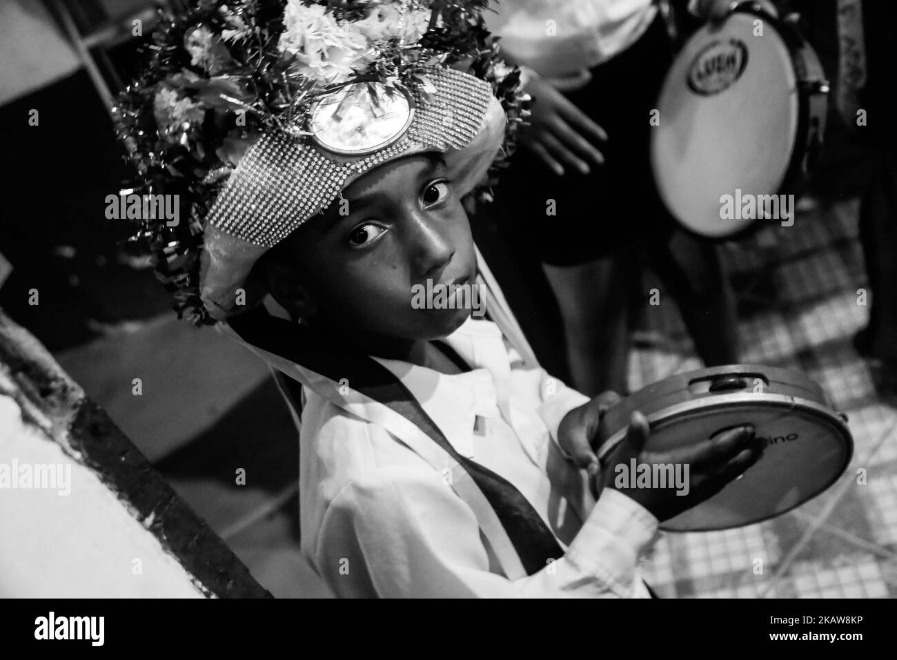 Participants du groupe folklorique Ticumbi ville à la fête Saint-Sébastien et Saint-Benoît, dans la ville d'Itaunas, Etat d'Espirito Santo, Brésil, sur 21 janvier 2018. (Photo de Gilson Borba/NurPhoto) Banque D'Images