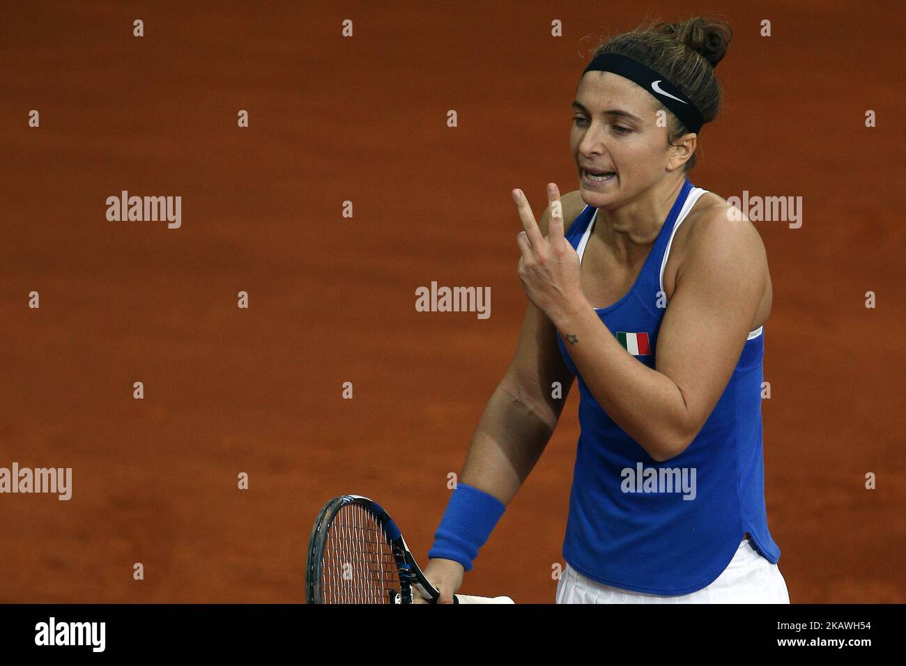 Sara Errani de l'équipe italienne pendant la coupe de la Fed 2018 BNP Paribas Groupe mondial II Premier tour de match entre l'Italie et l'Espagne à Pala Tricalle 'Sandro Leombroni' sur 11 février 2018 à Chieti, Italie. (Photo de Danilo Di Giovanni/NurPhoto) Banque D'Images