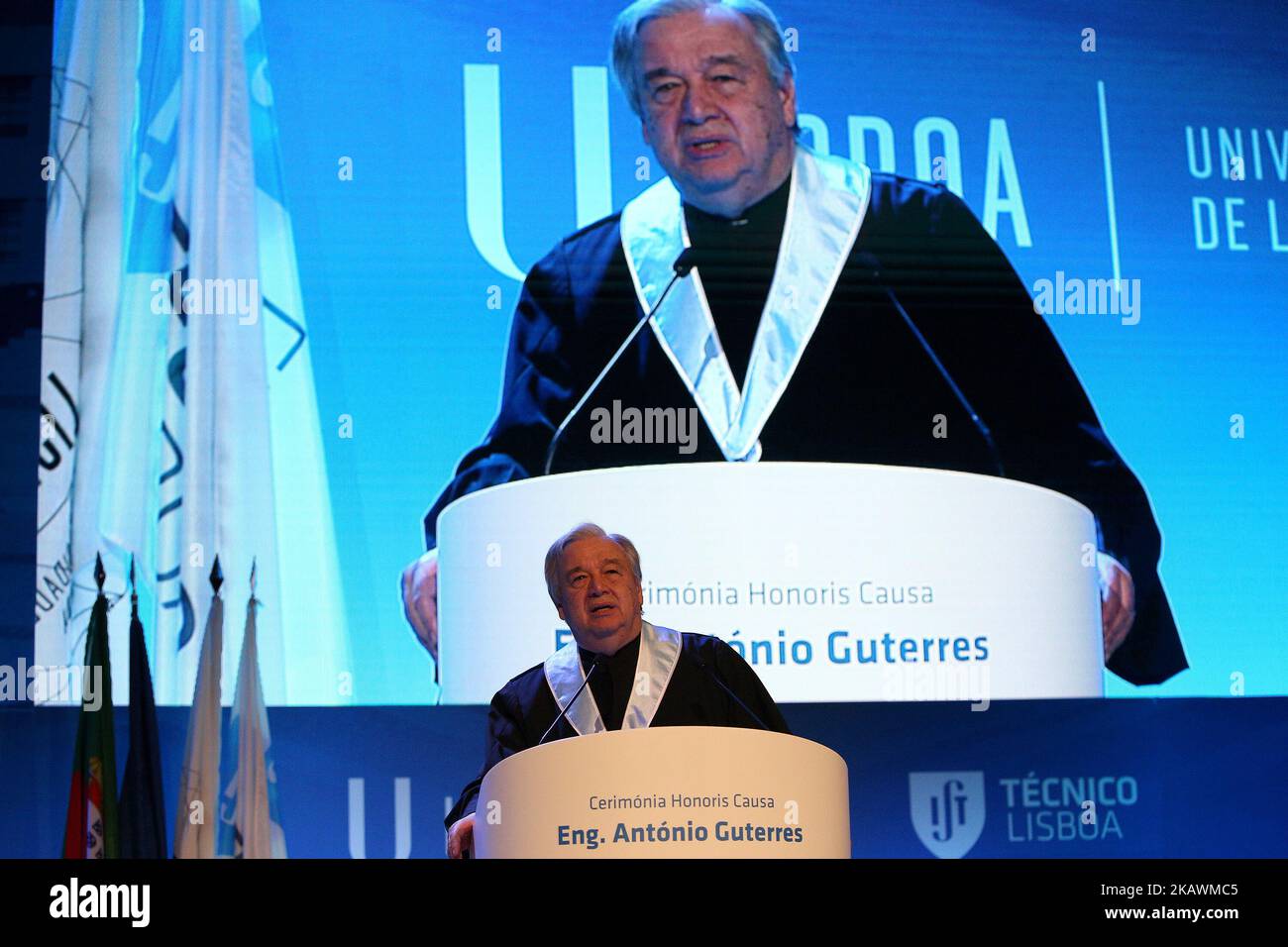 Le Secrétaire général des Nations Unies, Antonio Guterres, prononce un discours au cours d'une cérémonie pour lui remettre un doctorat Honoris Causa à l'Université de Lisbonne, au Portugal, sur 19 février 2018. ( Photo par Pedro Fiúza/NurPhoto) Banque D'Images
