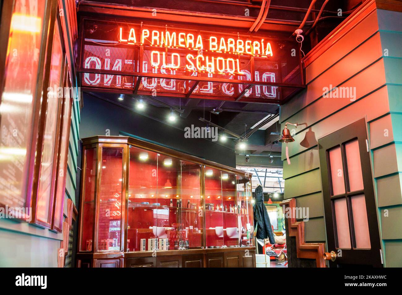 Bogota Colombie,El Chico Carrera 11,la Primera Barberia Old School barbershop barbershop magasins d'affaires magasins de magasins marché Banque D'Images