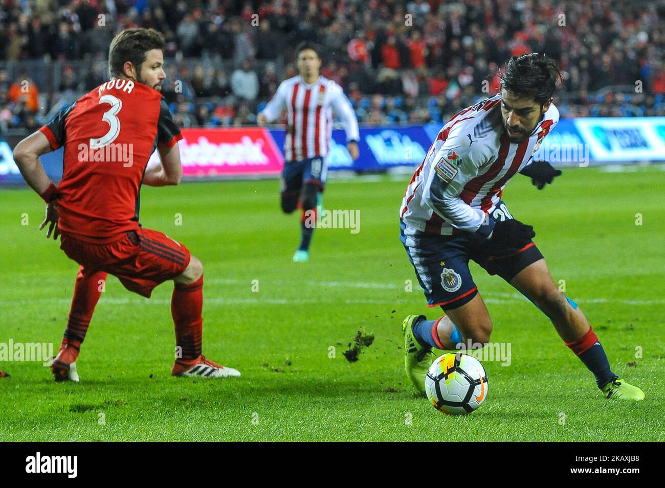 Ayo Akinola (#20 FW, Toronto FC) lors du match final de la CONCACAF Champions League (LEG 1) de 2018 entre le Toronto FC et le C.D. Chivas Guadalajara à BMO Field (score 1:2) à Toronto, Canada, on 17 avril 2018. (Photo par Anatoliy Cherkasov/NurPhoto) Banque D'Images