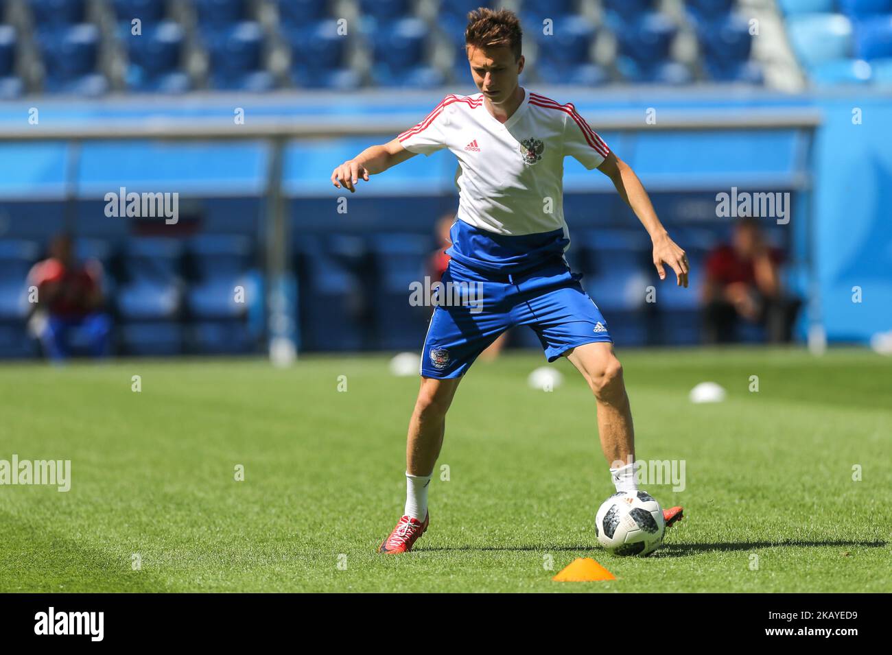 Aleksandr Golovin, de l'équipe nationale russe de football, participe à une session d'entraînement au stade de Saint-Pétersbourg, à Saint-Pétersbourg, sur 18 juin 2018, avant le match de la coupe du monde de la FIFA 2018 entre l'Égypte et l'Iran. (Photo par Igor Russak/NurPhoto) Banque D'Images