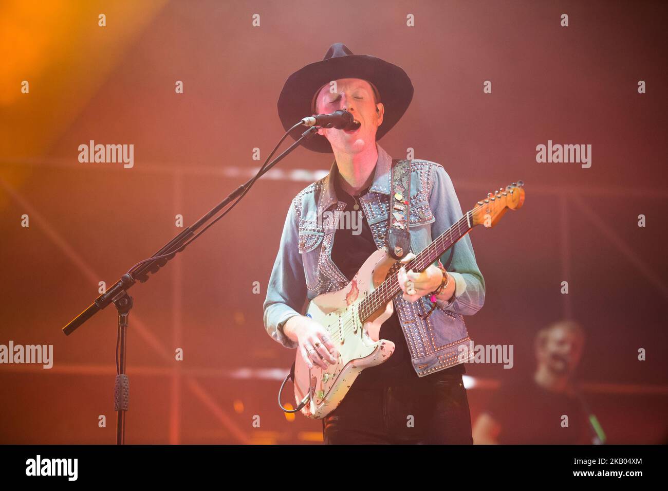 Alex Trimble du club de cinéma de deux portes se produit sur scène au Festival international de Benicassim 2018 sur 19 juillet 2018 à Benicassim, en Espagne. (Photo de Maria Jose Segovia/NurPhoto) Banque D'Images