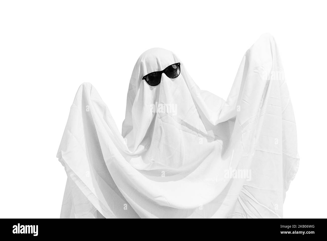 Un fantôme mignon avec des lunettes de soleil qui ratent le spectateur Banque D'Images