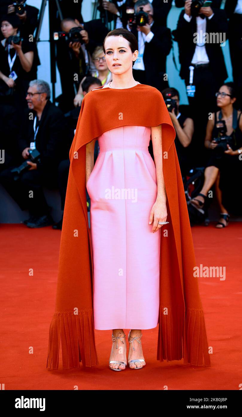 Claire Foy marche le tapis rouge avant la cérémonie d'ouverture et la projection de 'Premier homme' pendant le Festival du film de Venise 75th, à Venise, en Italie, sur 29 août 2018. (Photo de Matteo Chinellato/NurPhoto) Banque D'Images