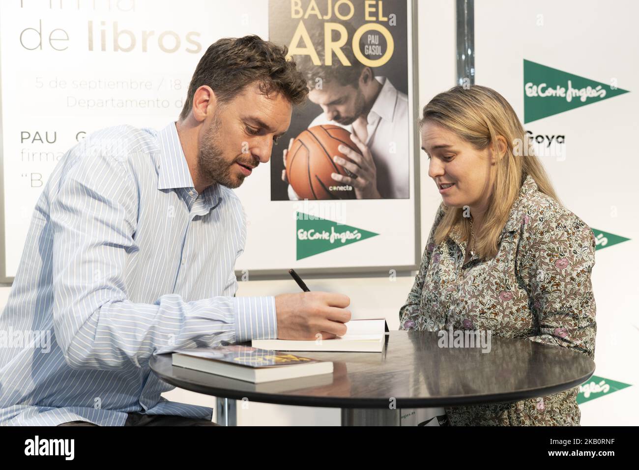 Pau Gasol, joueur de San Antonio Spurs, assiste à la firme exemplaire de son nouveau livre "Under the Hoop" sur 5 septembre 2018 à Madrid, Espagne. (Photo par Oscar Gonzalez/NurPhoto) Banque D'Images