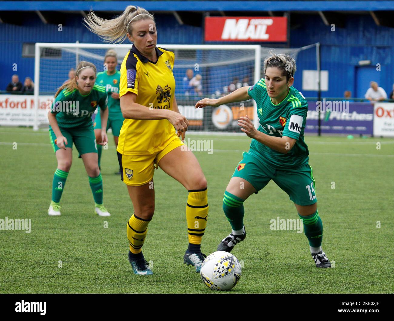 Emily Allen d'Oxford et Andrea Carid de Watford lors du match Sud de la Ligue nationale des femmes de la FA entre Oxford United Women et Watford FC Ladies à Oxford City, en Angleterre, le 8 septembre 2018. (Photo par action Foto Sport/NurPhoto) Banque D'Images