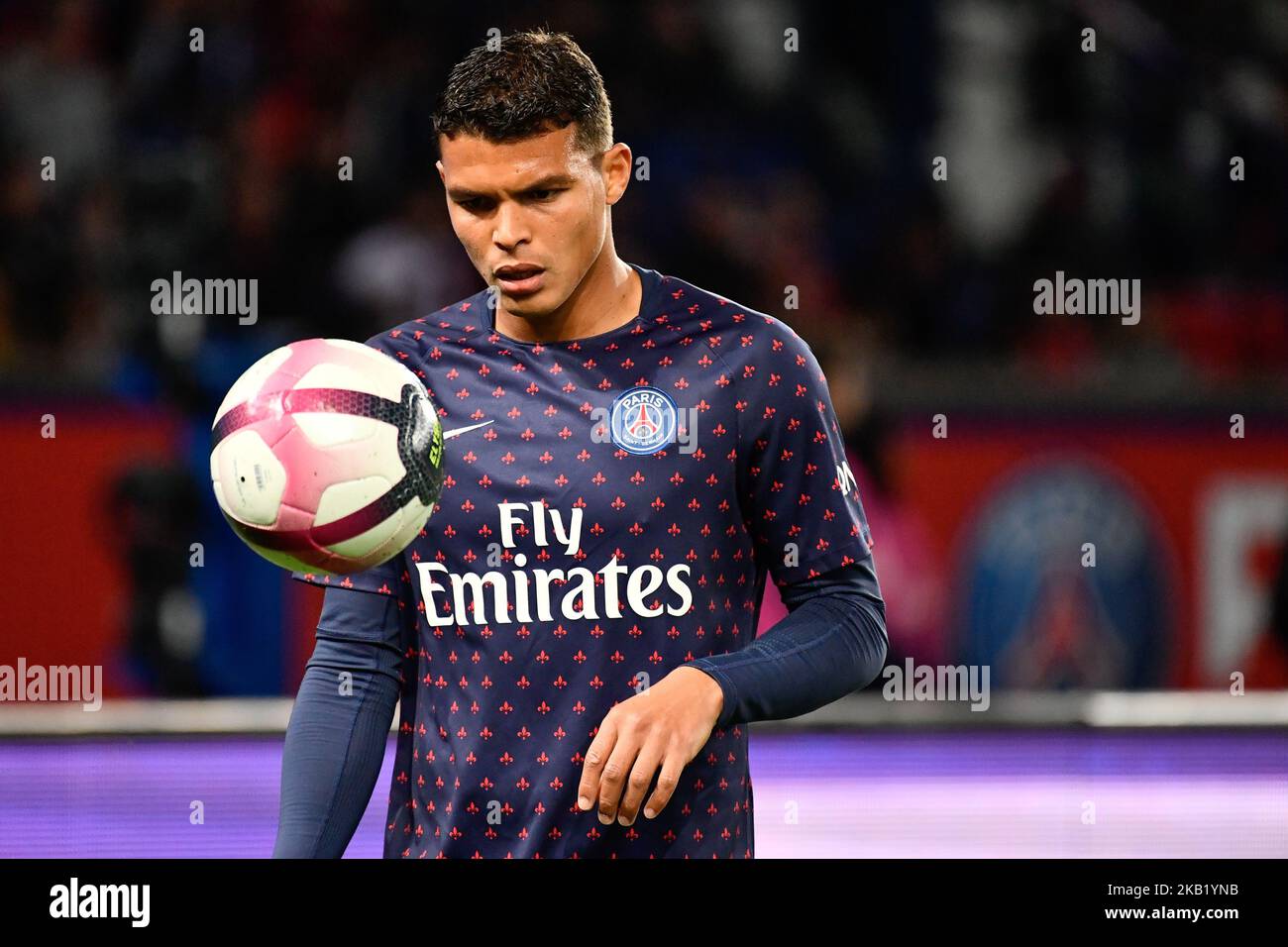 Thiago Silva lors du match de la Ligue française 1 entre Paris Saint-Germain (PSG) et l'Olympique Lyonnais (OL, Lyon) au stade du Parc des Princes sur 7 octobre 2018 à Paris, France. (Photo de Julien Mattia/NurPhoto) Banque D'Images