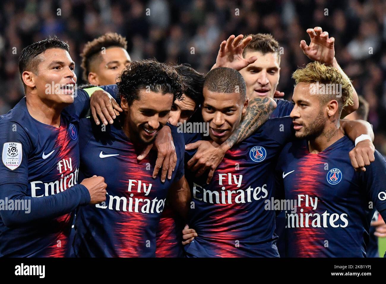 Neymar Jr,Killian Mbappe,Marquinhos,Thiago Silva,Angel Di Maria lors du match de la Ligue française 1 entre Paris Saint-Germain (PSG) et l'Olympique Lyonnais (OL, Lyon) au stade du Parc des Princes à 7 octobre 2018 à Paris, France. (Photo de Julien Mattia/NurPhoto) Banque D'Images