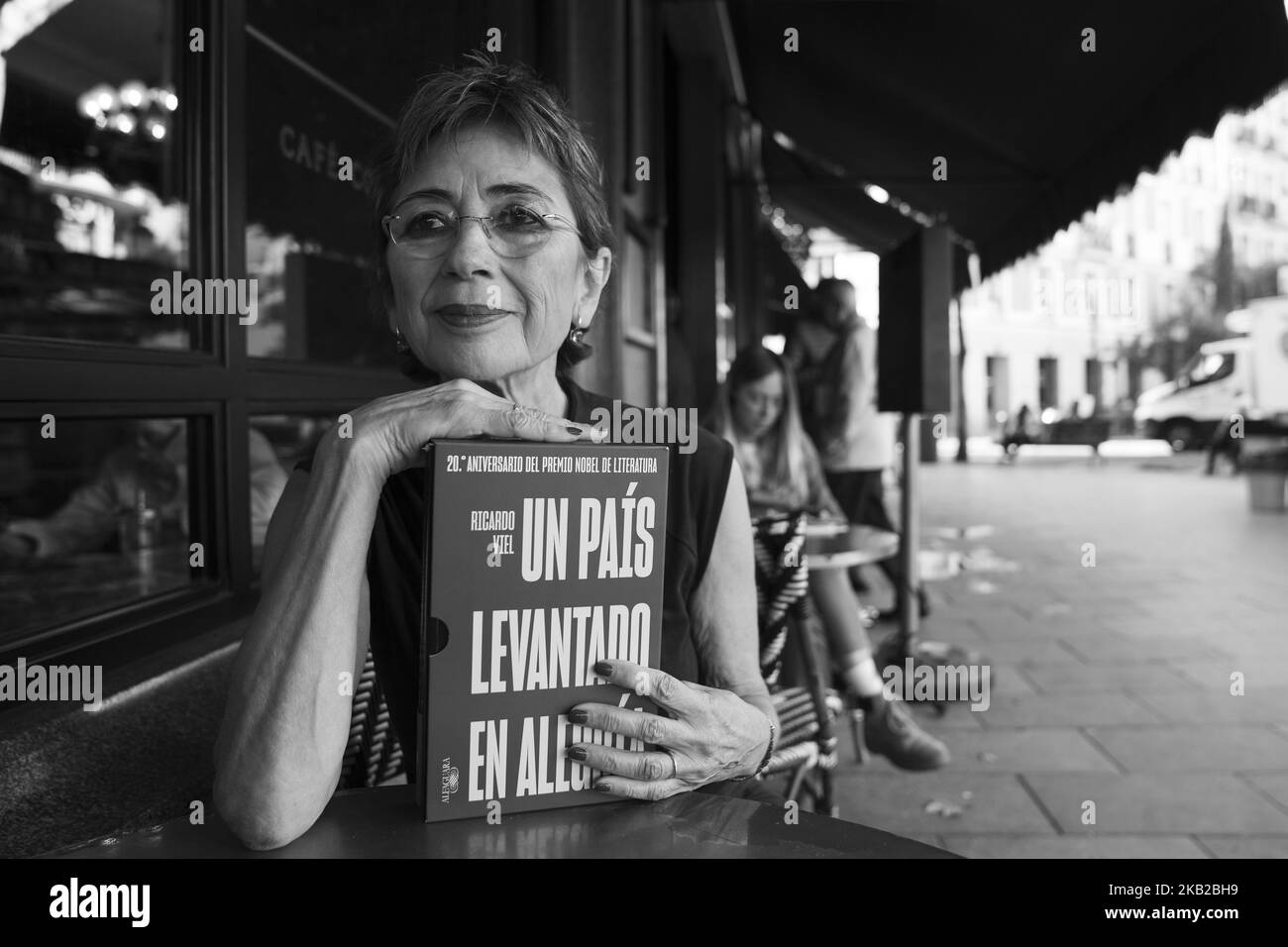 L'écrivain Pilar del Ri­o pose lors de la présentation d'un livre inédit de JOSÉ SARAMAGO, LE CARNET DE L'ANNÉE DU NOBEL à Madrid. Espagne. 23 octobre 2018 (photo par Oscar Gonzalez/NurPhoto) Banque D'Images