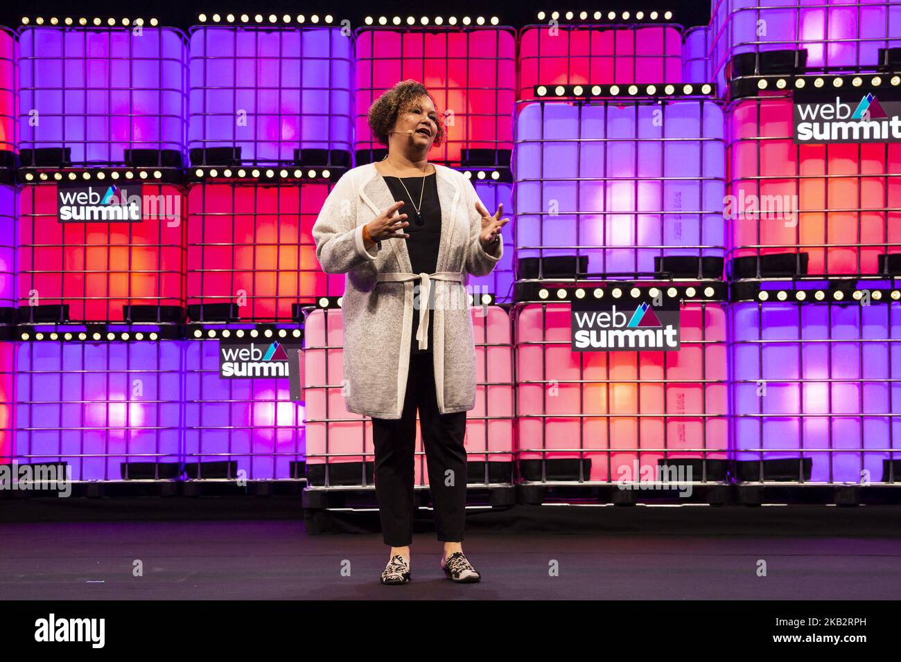 Lisa Jackson, vice-présidente d'Apple chargée de l'environnement, des politiques et des initiatives sociales, parle de 5 novembre 2018 lors du Sommet Web 2018 à Lisbonne, au Portugal. (Photo de Rita Franca/NurPhoto) Banque D'Images
