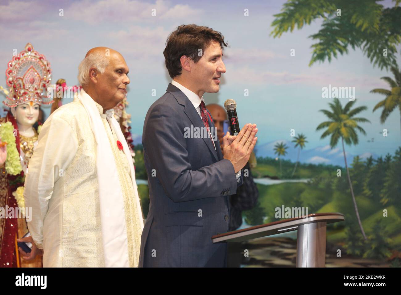 Le premier ministre canadien Justin Trudeau a visité le temple hindou de Vishnu Mandir pendant le festival de Diwali (Deepawali) sur 06 novembre 2018, à Richmond Hill, en Ontario, au Canada. (Photo de Creative Touch Imaging Ltd./NurPhoto) Banque D'Images