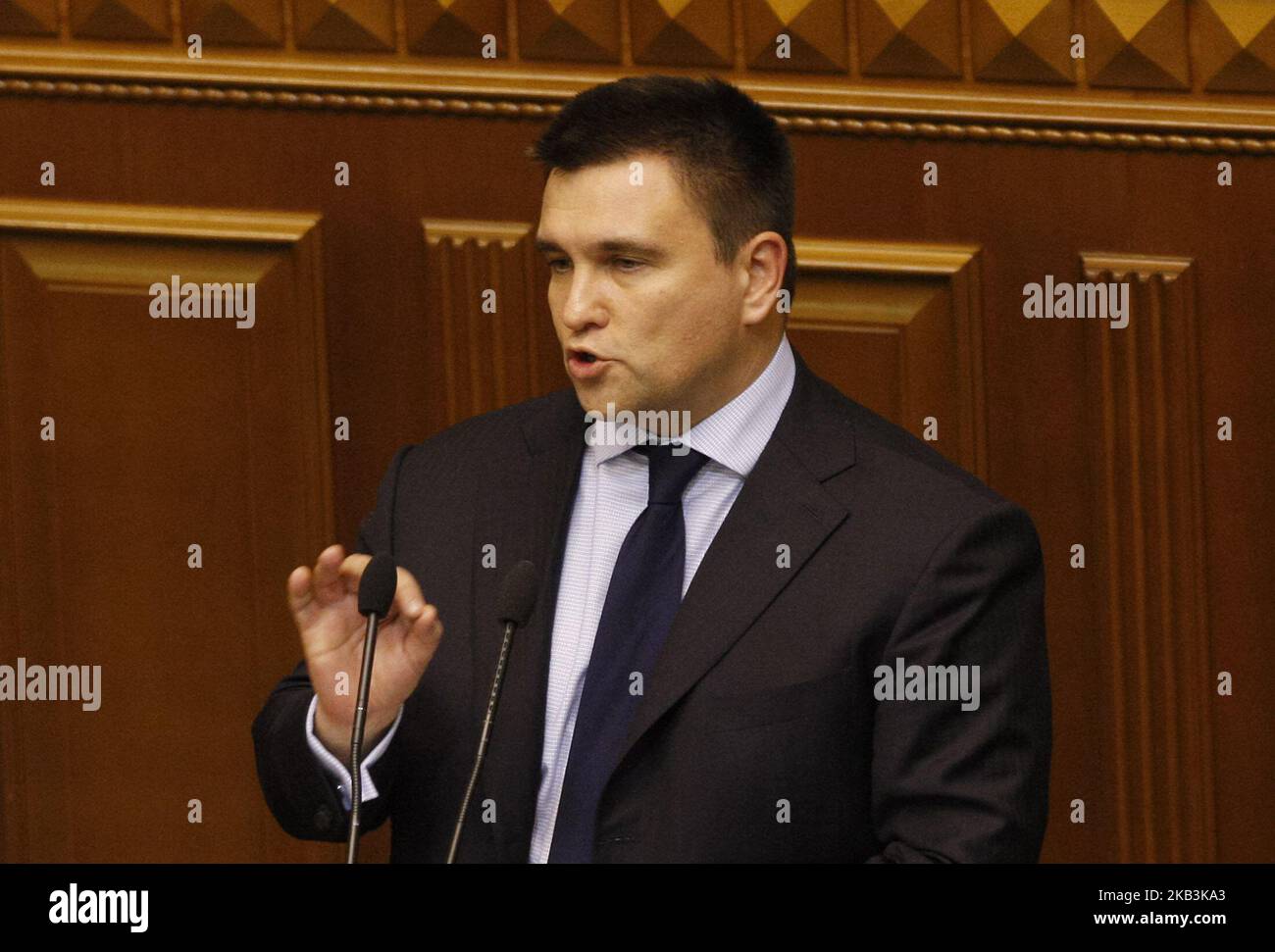 Le ministre ukrainien des Affaires étrangères Pavlo Klimkin parle lors d'une session extraordinaire du Parlement à Kiev, en Ukraine, le 26 novembre 2018. Le Parlement ukrainien a voté pour l'acceptation de l'état de droit martial dans les régions proches des mers Noire et Azov et le long de la frontière avec la Russie pour une période de 30 jours, à Kiev, Ukraine, le 26 novembre 2018. (Photo par STR/NurPhoto) Banque D'Images