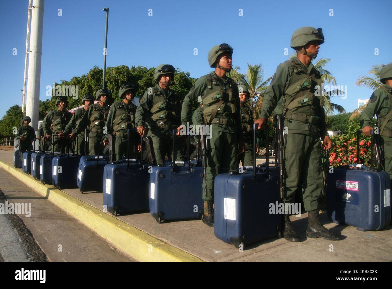 Des représentants du Haut Commandement militaire ont été activés ce mercredi 12/05/2018 dans la ville de Maracaibo au Venezuela. Le "Plan de la République 2018" pour les élections de la prochaine 9 décembre, dans le but de préserver la sécurité de toutes les activités menées autour de la manifestation électorale. Garantir la paix, l'ordre public et la tranquillité afin de protéger le droit de vote des citoyens. (Photo de Humberto Mateus/NurPhoto) Banque D'Images