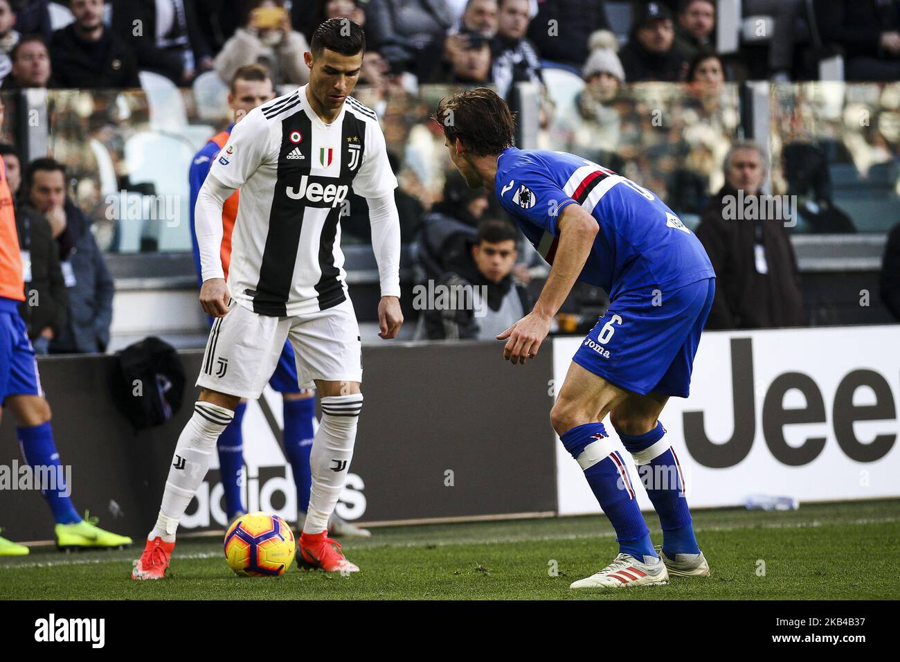 Juventus avance Cristiano Ronaldo (7) en action pendant le match de football de la série A n.19 JUVENTUS - SAMPDORIA le 29/12/2018 au stade Allianz de Turin, Italie. (Photo de Matteo Bottanelli/NurPhoto) Banque D'Images
