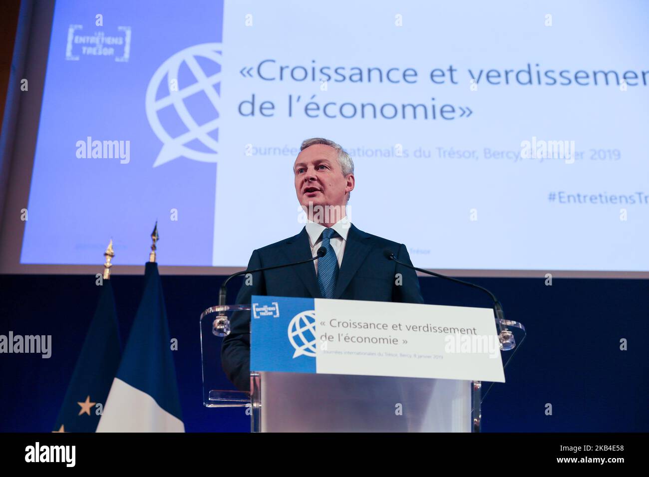 Le ministre français de l'économie, Bruno le Maire, prononce un discours lors d'un symposium intitulé « croissance et écologisation de l'économie » au ministre de l'économie, des finances et de l'industrie sur le 8 janvier 2019 à Paris. (Photo de Michel Stoupak/NurPhoto) Banque D'Images