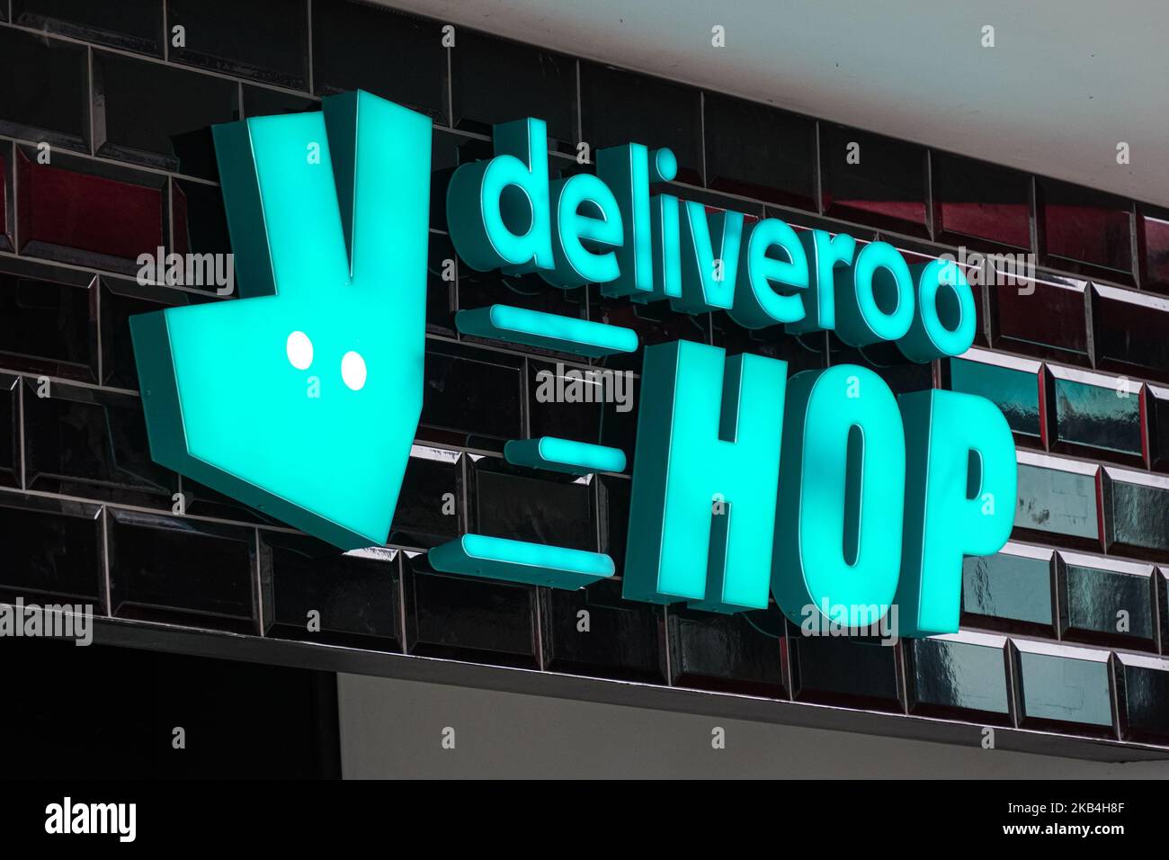 Deliveroo Hop Store sur New Oxford Street, Londres, Angleterre, Royaume-Uni, Royaume-Uni Banque D'Images