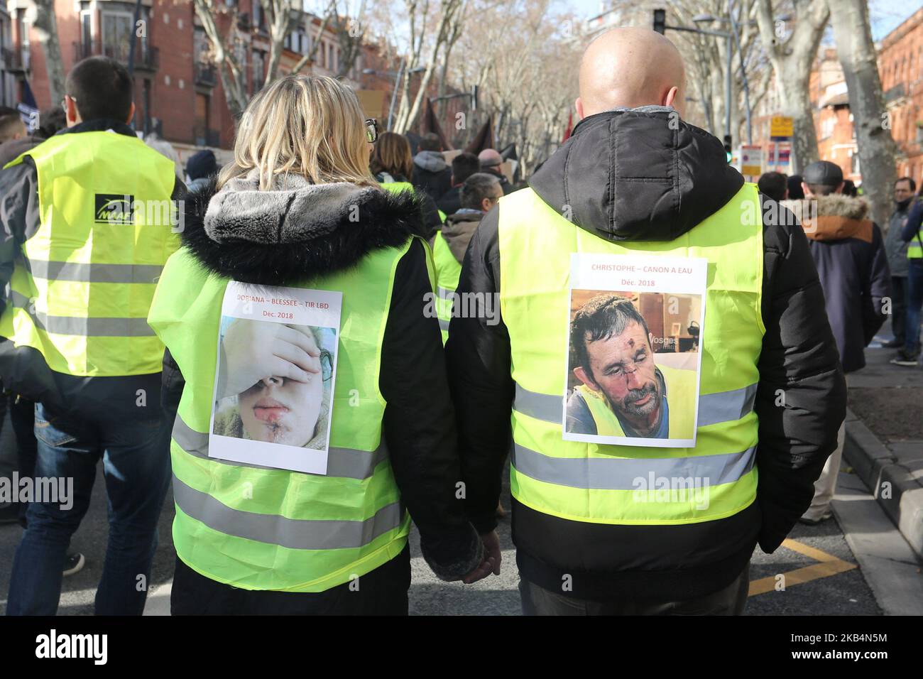Samedi, des dizaines de manifestants dans le mouvement des gilets jaunes protestent contre le président Emmanuel Macron dans le centre de Toulouse. 19 janvier 2019. (Photo: Fábio Vieira/FotoRua) (photo de Fabio Vieira/FotoRua/NurPhoto) Banque D'Images