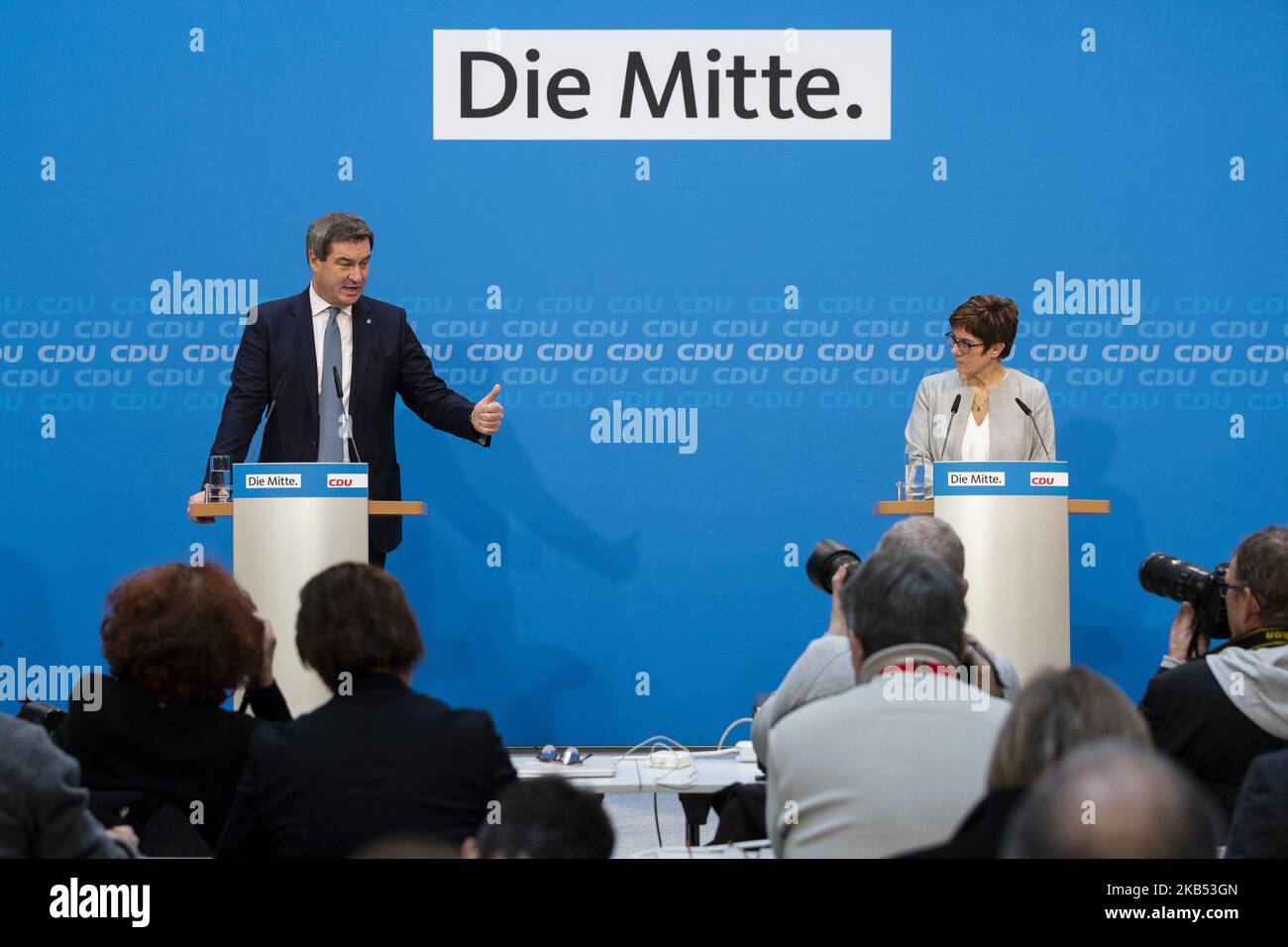 La présidente de la CDU, Annegret Kramp-Karrenbauer, et le Premier ministre bavarois et président de la CSU, Markus Soeder, tiennent une conférence de presse après une réunion à Konrad-Adenauer-Haus à Berlin sur 29 janvier 2019. (Photo par Emmanuele Contini/NurPhoto) Banque D'Images