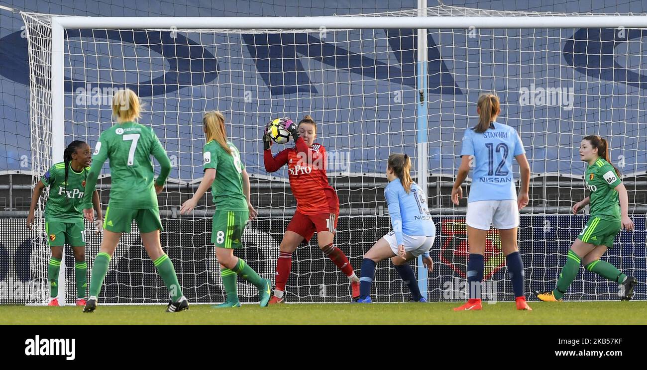 Weronika Baranowska de Watford enregistre un tir au but lors du match de football de la coupe FA des femmes SSE entre Manchester City Women et Watford Ladies au stade Academy, sur 3 février, à Manchester, en Angleterre. (Photo par action Foto Sport/NurPhoto) Banque D'Images