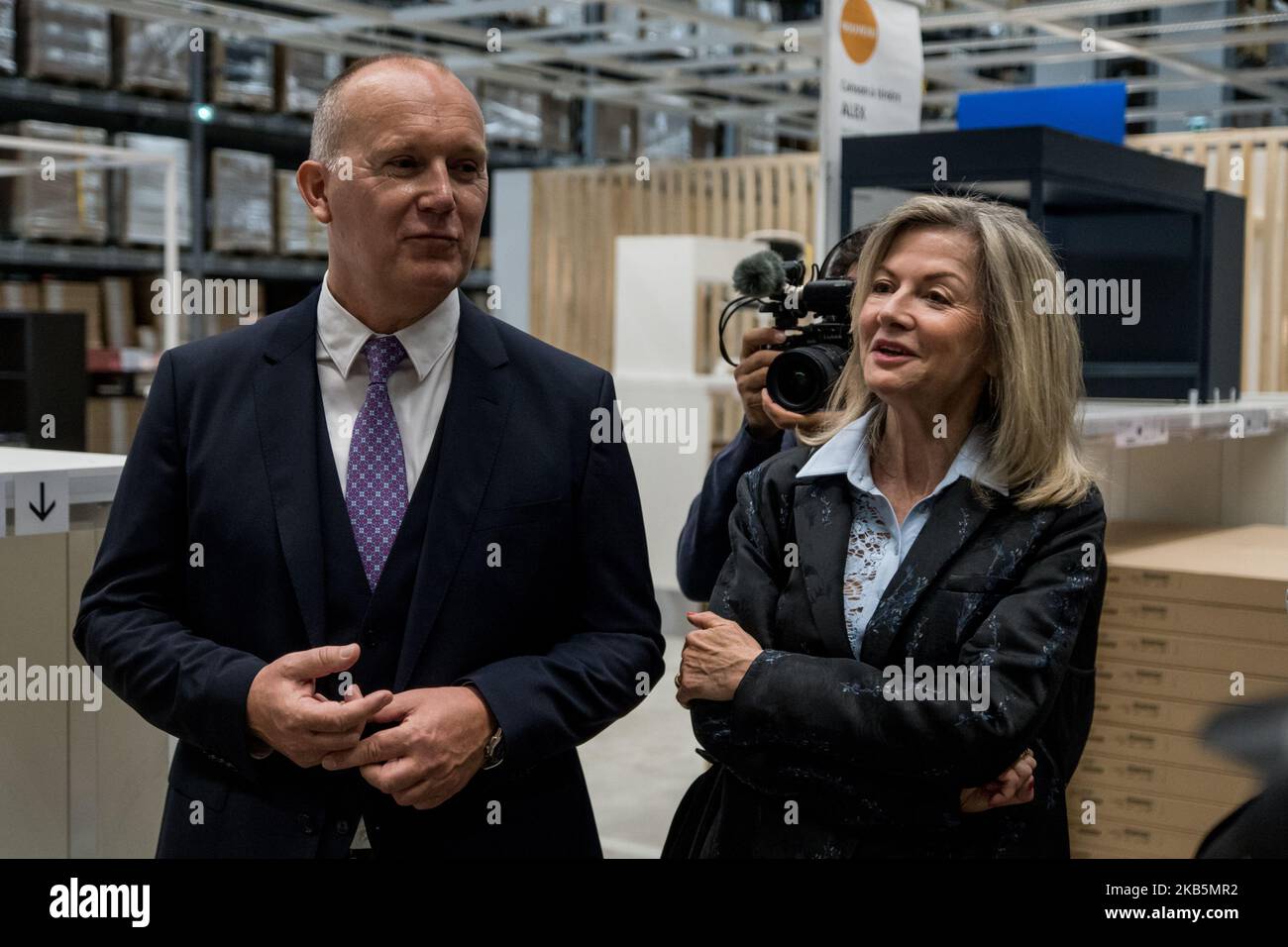 Walter Kadnar, PDG d'IKEA France, était présent et l'ambassadeur de Suède en France Veronika Wand-Danielsson assiste à l'inauguration du magasin Ikea dans la région du Grand Lyon Parilly à Venissieux, près de Lyon, en France, sur 10 septembre 2019. (Photo de Nicolas Liponne/NurPhoto) Banque D'Images