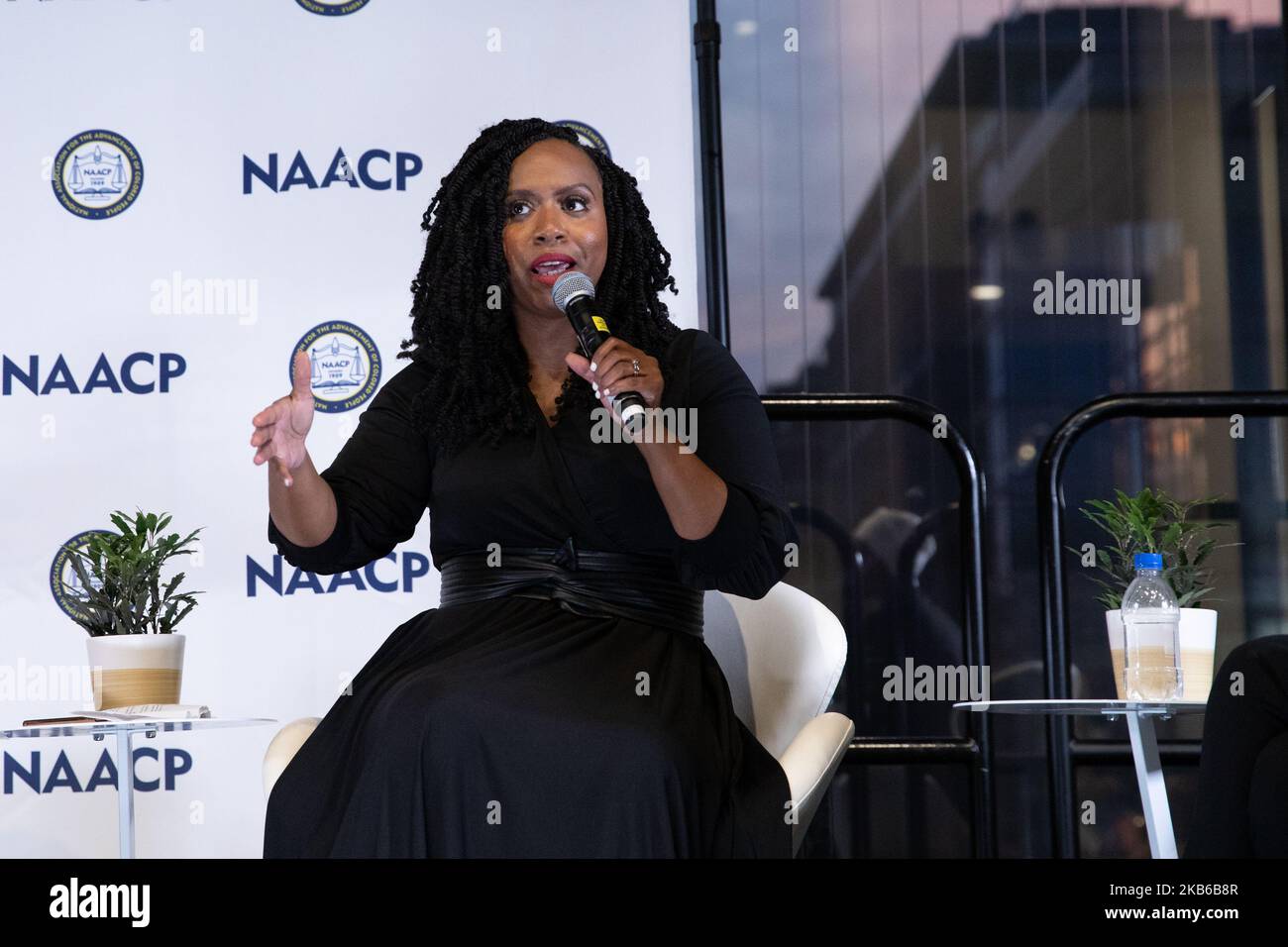 La représentante de la Chambre des États-Unis, Ayanna Pressley, s’exprime lors de la conférence législative annuelle (SLA) 49th de la Congressional Black Caucus Foundation (CBCF). Modéré par Angela Rye, stratège politique et commentatrice politique de CNN, en conversation avec ses collègues représentants: Rashida Tlaib, Alexandria Ocasio-Cortez et Ilhan Omar, s'adressant au recensement de 2020, aux droits de vote et aux prochaines élections présidentielles. La mairie s'est déroulée mercredi au centre de congrès Walter E. Washington, à Washington, D.C., à 11 septembre 2019. (Photo de Cheriss May/NurPhoto) Banque D'Images