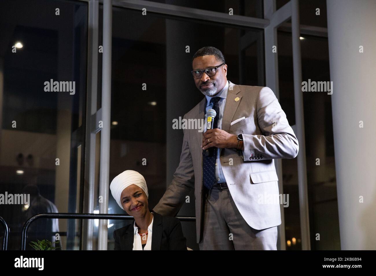 Derrick Johnson, président et chef de la direction de l'ANACP, parle de l'histoire du représentant Ilhan Omar avec l'organisation, lors de la mairie de l'ANACP à la 49e Conférence législative annuelle (ALC) de la Congressional Black Caucus Foundation (CBCF). Modéré par Angela Rye, stratège politique et commentatrice politique de CNN, en conversation avec la Chambre des représentants des États-Unis : Rashida Tlaib, Alexandria Ocasio-Cortez, Ayanna Pressley et Ilhan Omar, traitant du recensement de 2020, des droits de vote et des prochaines élections présidentielles. L'hôtel de ville a eu lieu au centre de congrès Walter E. Washington à Washingto Banque D'Images