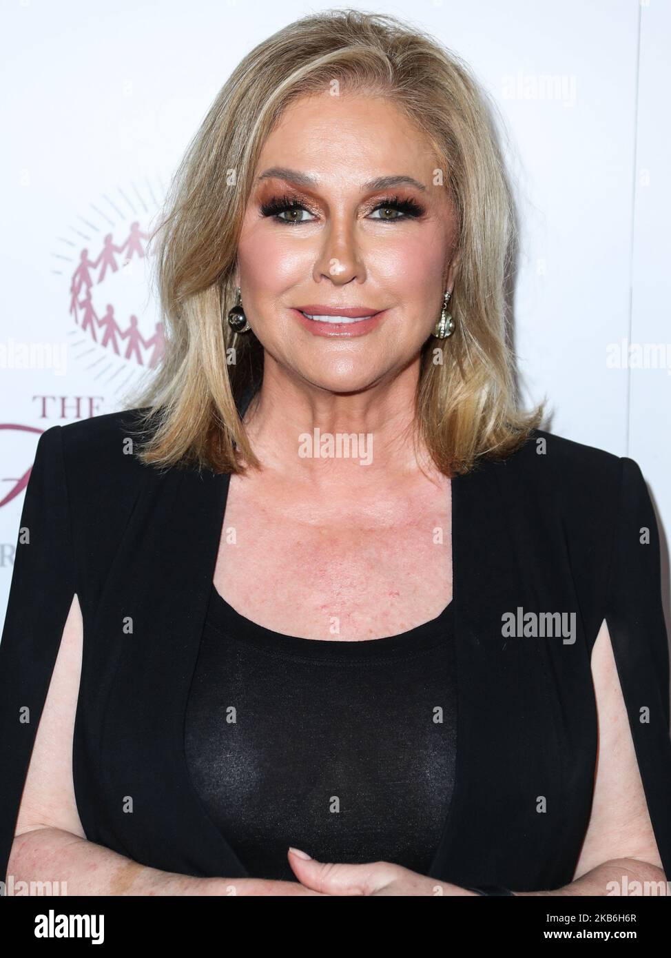 BEVERLY HILLS, LOS ANGELES, CALIFORNIE, États-Unis - SEPTEMBRE 21 : Kathy Hilton arrive au gala spectaculaire d'été 2019 de la Fondation Brent Shapiro pour la prévention des drogues qui s'est tenu à l'hôtel Beverly Hilton sur 21 septembre 2019 à Beverly Hills, Los Angeles, Californie, États-Unis. (Photo par Xavier Collin/image Press Agency/NurPhoto) Banque D'Images