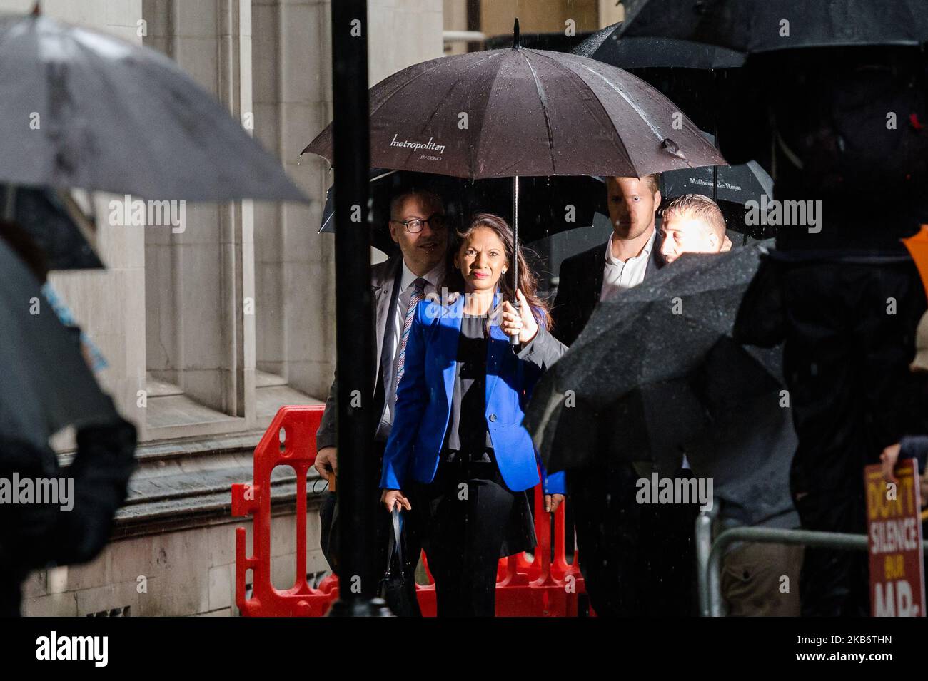 Gina Miller arrive à la Cour suprême le 24 septembre 2019 à Londres, en Angleterre. Aujourd'hui, les juges de la Cour suprême prononcent un verdict sur la question de savoir si le Premier ministre Boris Johnson a agi illégalement en conseillant à la Reine de proroger le Parlement pendant cinq semaines. (Photo de Wiktor Szymanowicz/NurPhoto) Banque D'Images