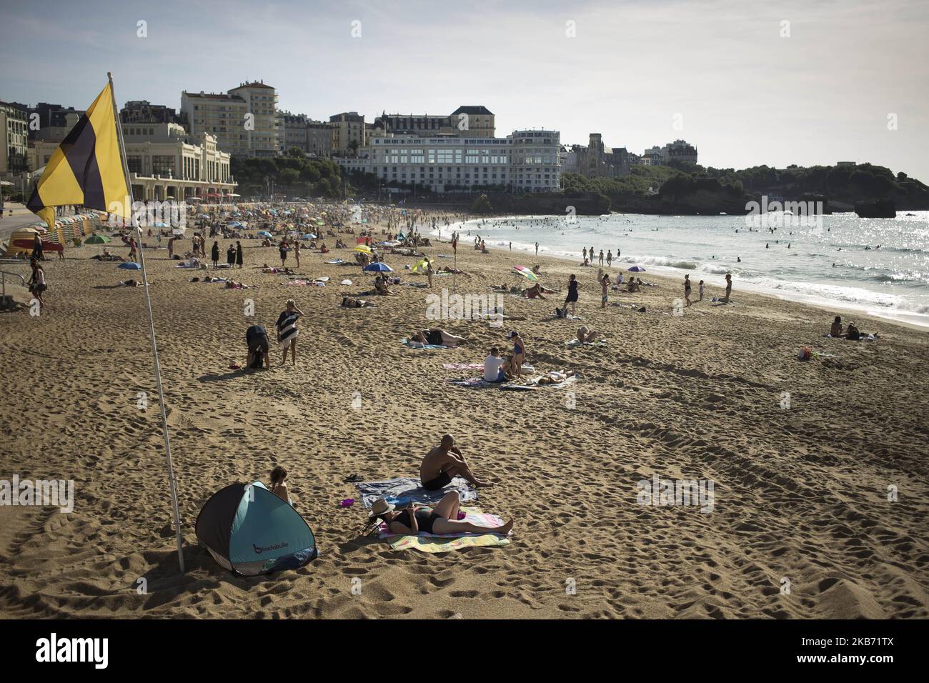 Plage de Biarritz au 25 août 2019. (Photo de Maciej Luczniewski/NurPhoto) Banque D'Images