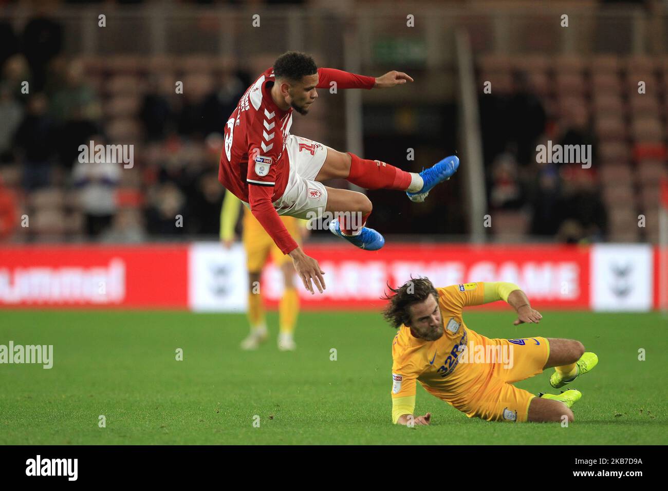 Marcus Browne de Middlesbrough est en vol après un défi de Ben Pearson de Preston North End lors du match de championnat Sky Bet entre Middlesbrough et Preston North End au stade Riverside, à Middlesbrough, au Royaume-Uni, le 1st octobre 2019. (Photo de Mark Fletcher/MI News/NurPhoto) Banque D'Images